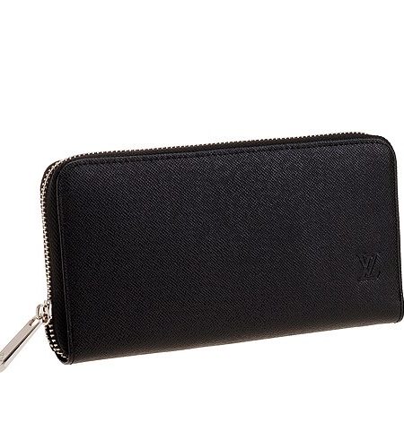 Louis Vuitton Zipped Black Taiga Wallet