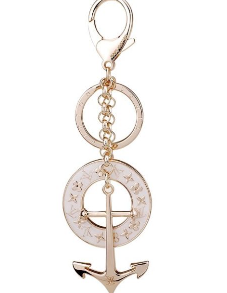 Louis Vuitton Replica White Enameled Classic LV Monogram & Gold Anchor Bag Charm