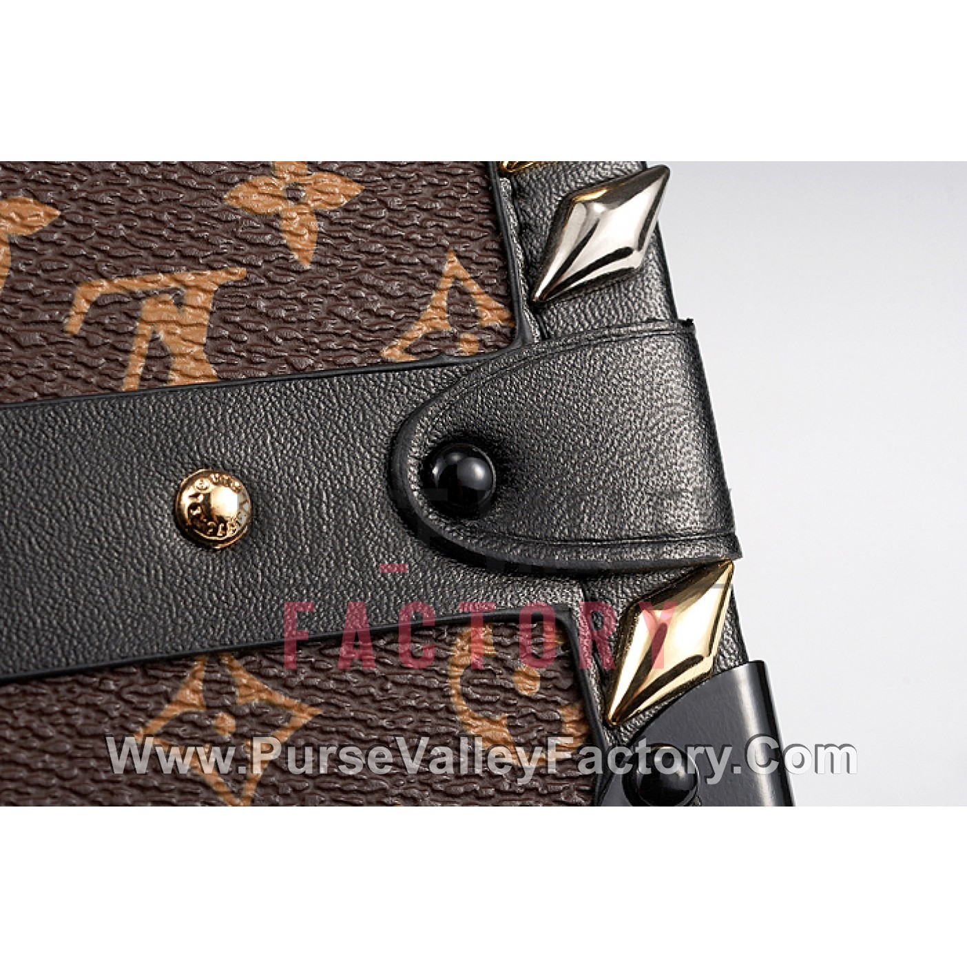 Louis Vuitton Studded Petite Malle Bag M41552