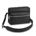 LOUIS VUITTON OUTDOOR MESSENGER PM M33435