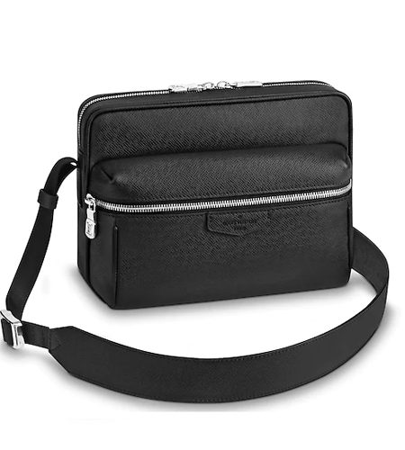 LOUIS VUITTON OUTDOOR MESSENGER PM M33435