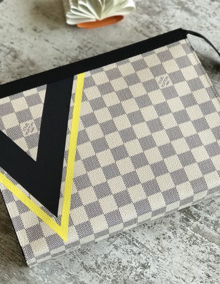Louis Vuitton POCHETTE