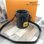 Louis Vuitton CHALK BAG