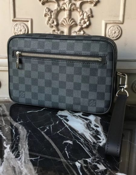LOUIS VUITTON Kasai