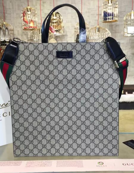 Gucci Courrier Supreme