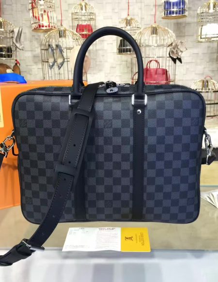 Louis Vuitton VOYAGE