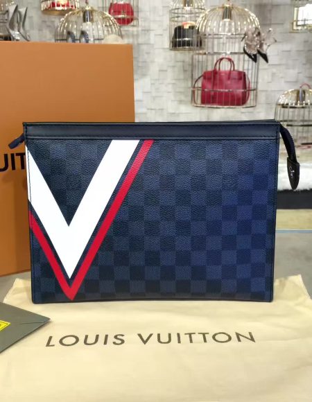 Louis Vuitton POCHETTE VOYAGE