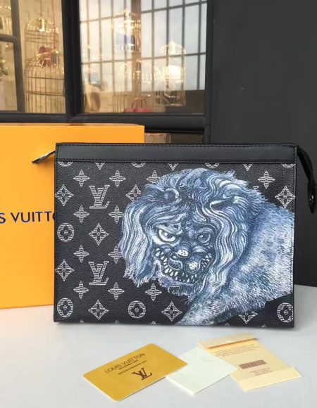 Louis Vuitton Pochette Voyage