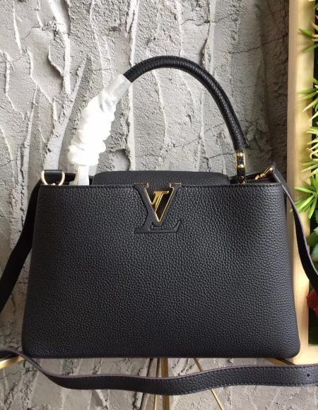 LOUIS VUITTON CAPUCINES