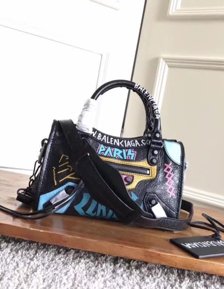 BALENCIAGA GRAFFITI CLASSIC CITY MINI