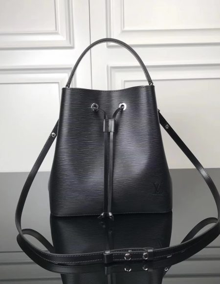 Louis Vuitton LOCKME BUCKET