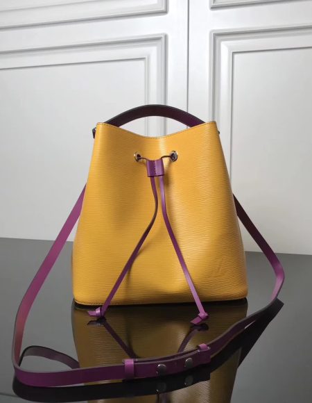 Louis Vuitton LOCKME BUCKET