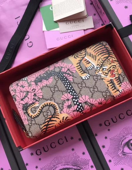 GUCCI Wallets