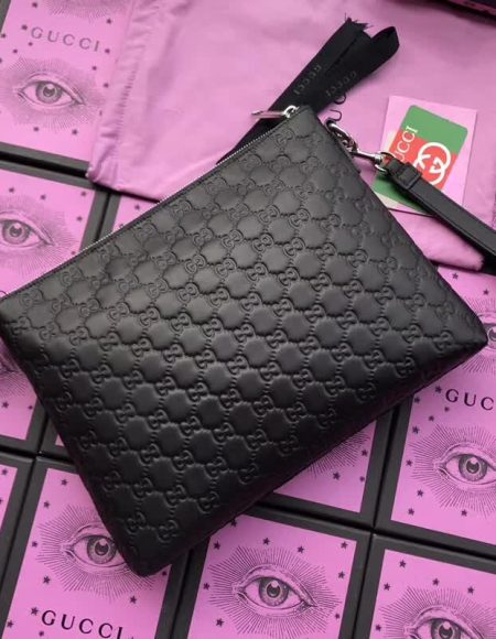 Gucci Clutch Bags