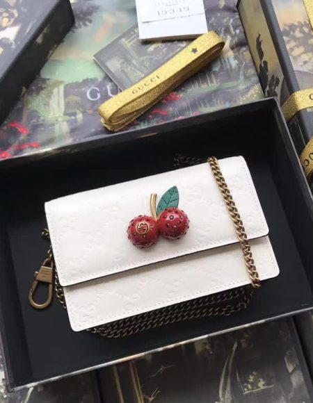 GUCCI WALLET