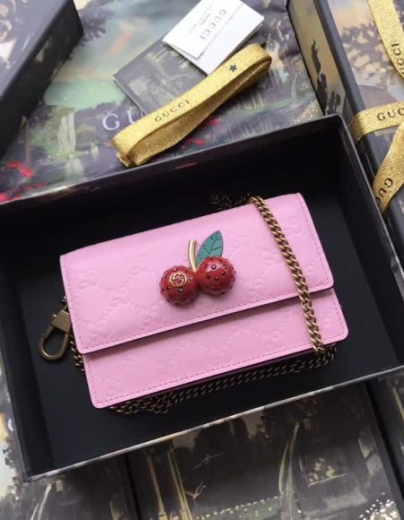 GUCCI WALLET