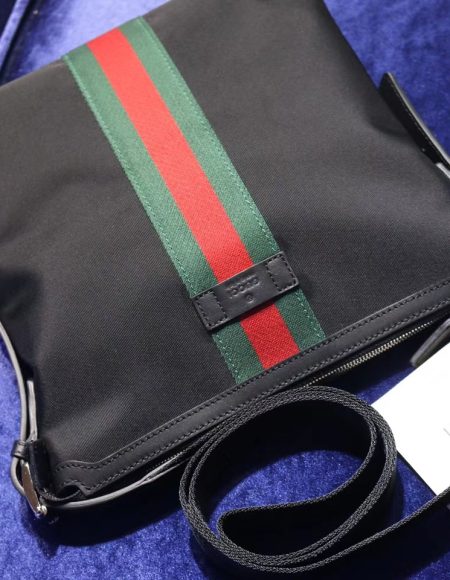 Gucci Messenger