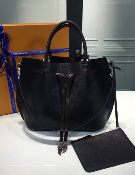 Louis Vuitton Girolata