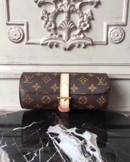 LOUIS VUITTON Watch box
