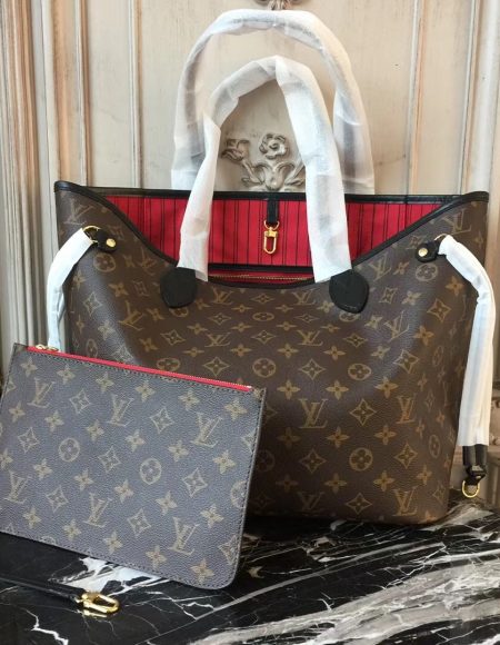 Louis Vuitton Neverfull Bag