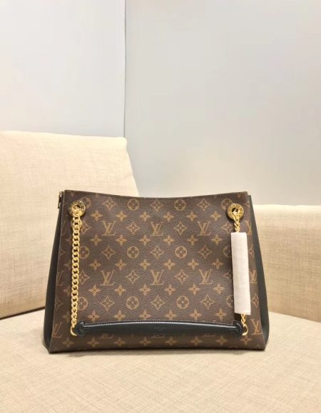LOUIS VUITTON Sureme MM