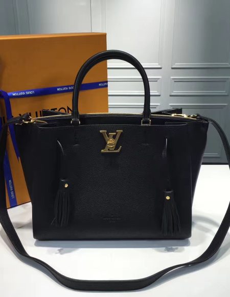 Louis Vuitton Lockmeto