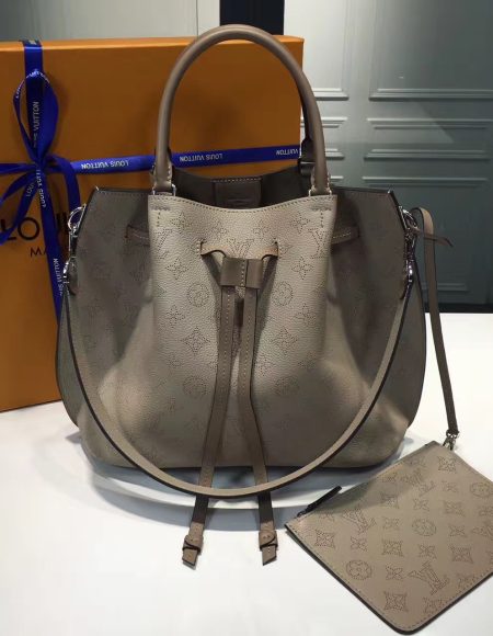 Louis Vuitton Girolata