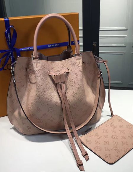Louis Vuitton Girolata