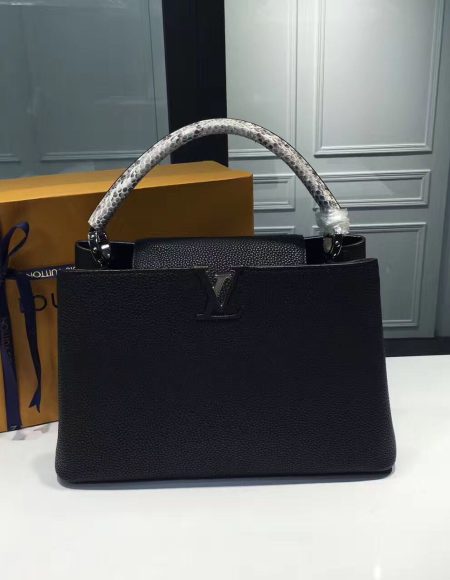 LOUIS VUITTON CAPUCINES