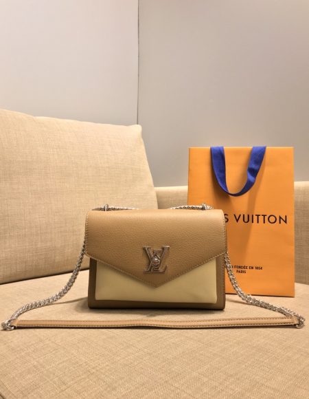 LOUIS VUITTON Mylockme BB