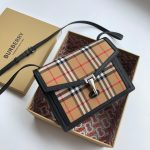 Burberry  vintage