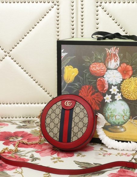 Gucci shoulder bag