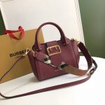 Burberry the buckle