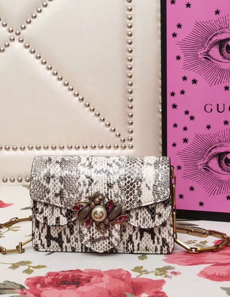 Gucci shoulder bag