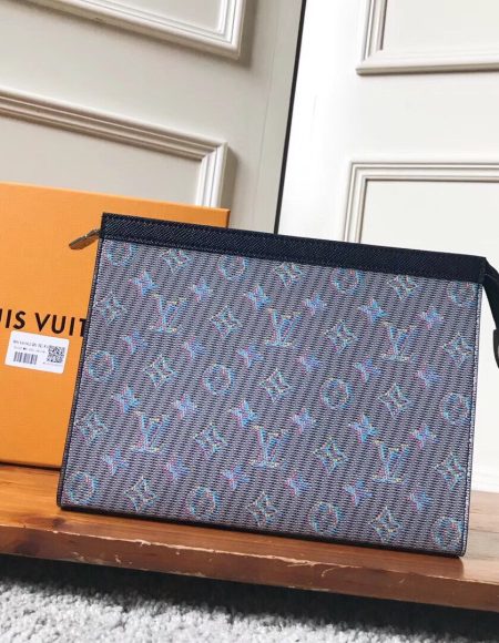 LOUIS VUITTON MONOGRAM