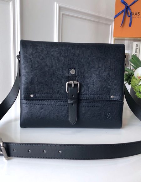 LOUIS VUITTON CANYON