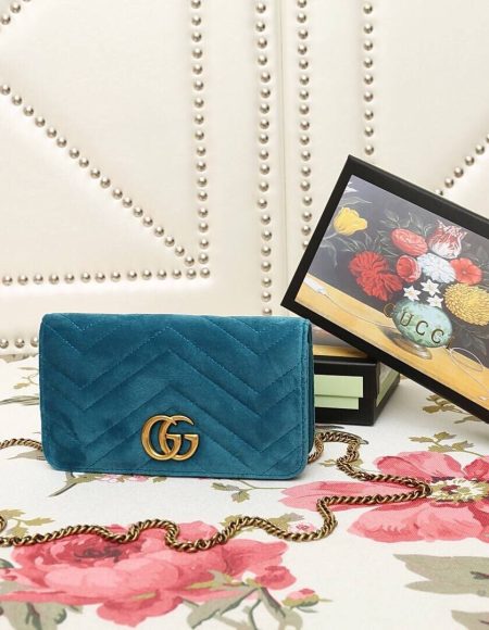 Gucci shoulder bag