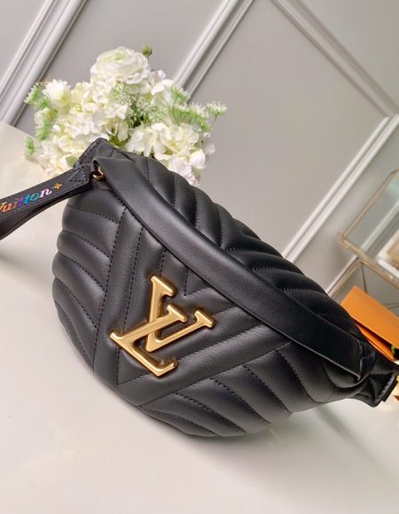 LOUIS VUITTON NEW WAVE BUMBAG