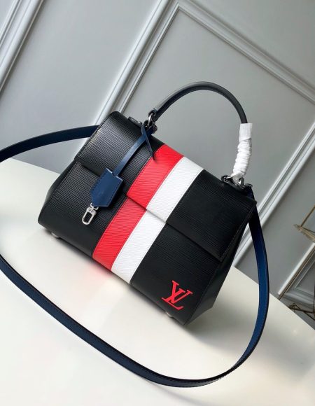 LOUIS VUITTON Cluny BB