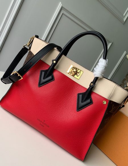 Louis Vuitton CYMKA ON MY SIDE