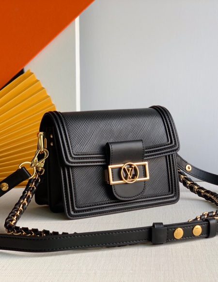 Louis Vuitton DAUPHINE