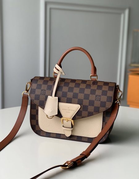 Louis Vuitton CROSSBODY