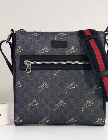 Gucci Shoulder Bag