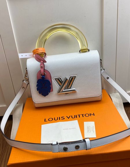 Louis Vuitton twist
