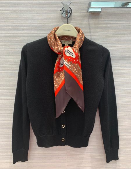 Burberry Sweaters