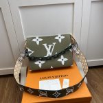 Louis Vuitton MONOGRAM