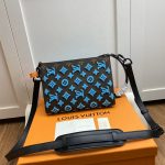 Louis Vuitton MONOGRAM