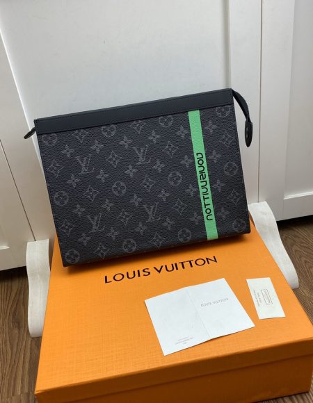 Louis Vuitton MONOGREM