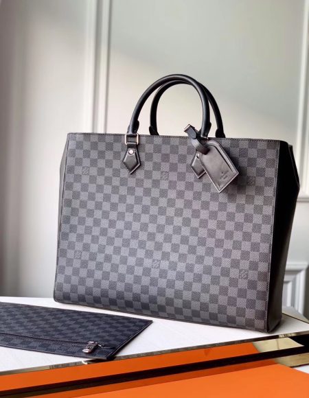 LOUIS VUITTON Grand Sac
