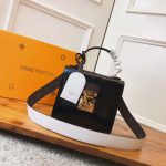 Louis Vuitton SPRING STREET